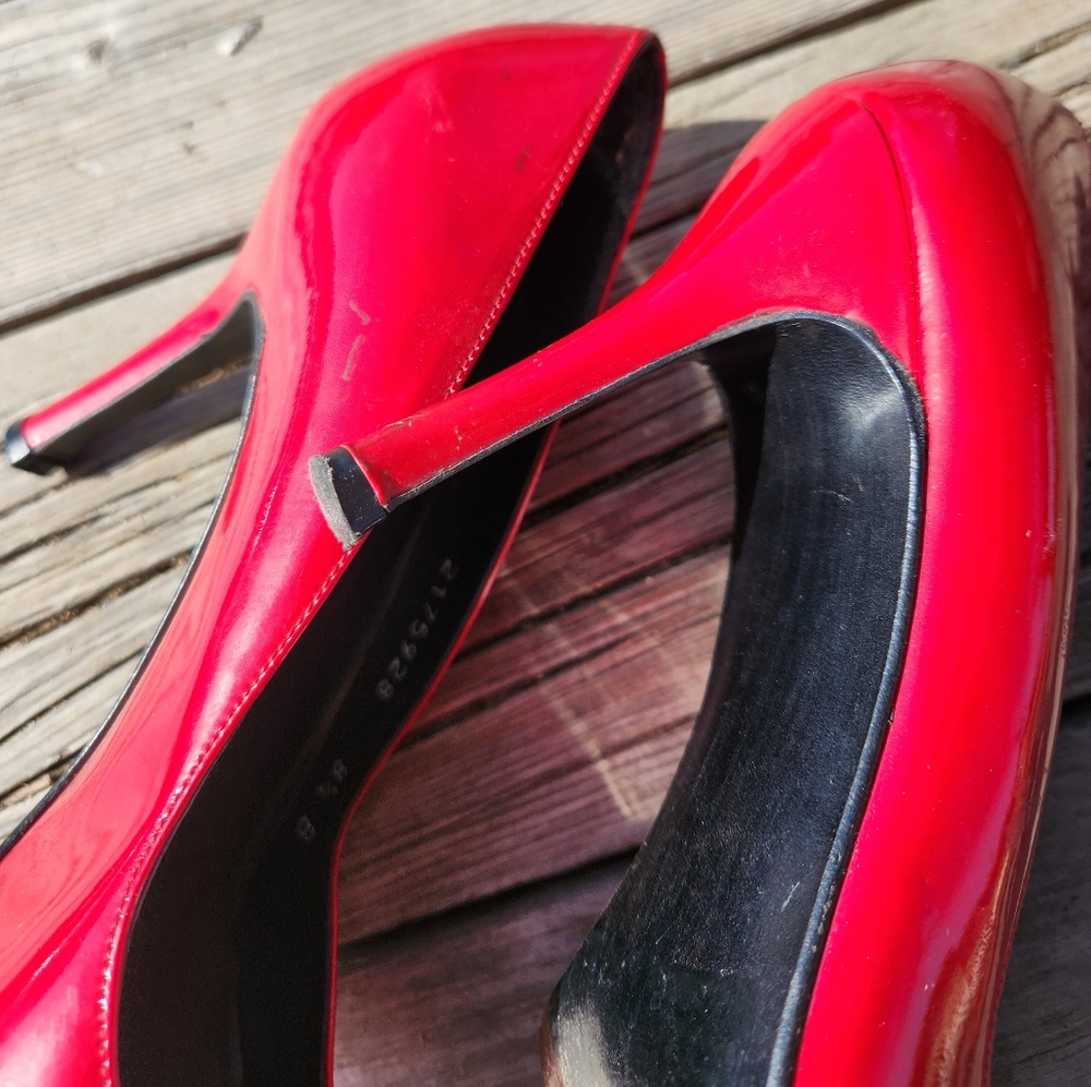 Stuart Weitzman heels - Picture 7 of 10